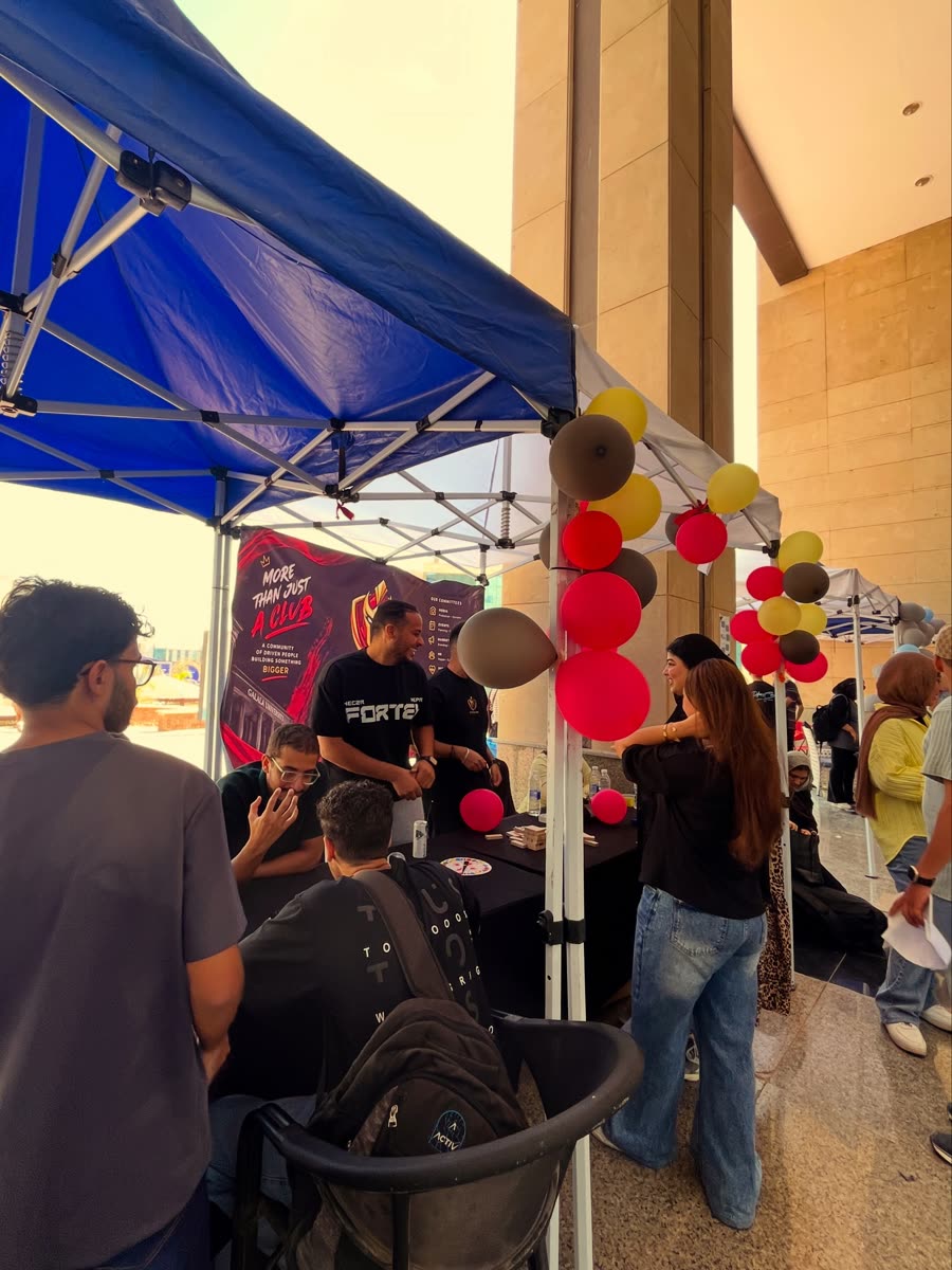 Students at Titans booth